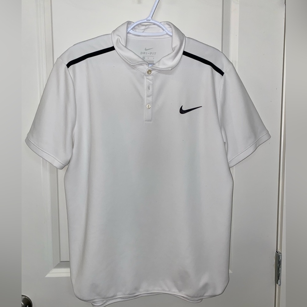 Men’s Nike white dry fit golf polo - medium